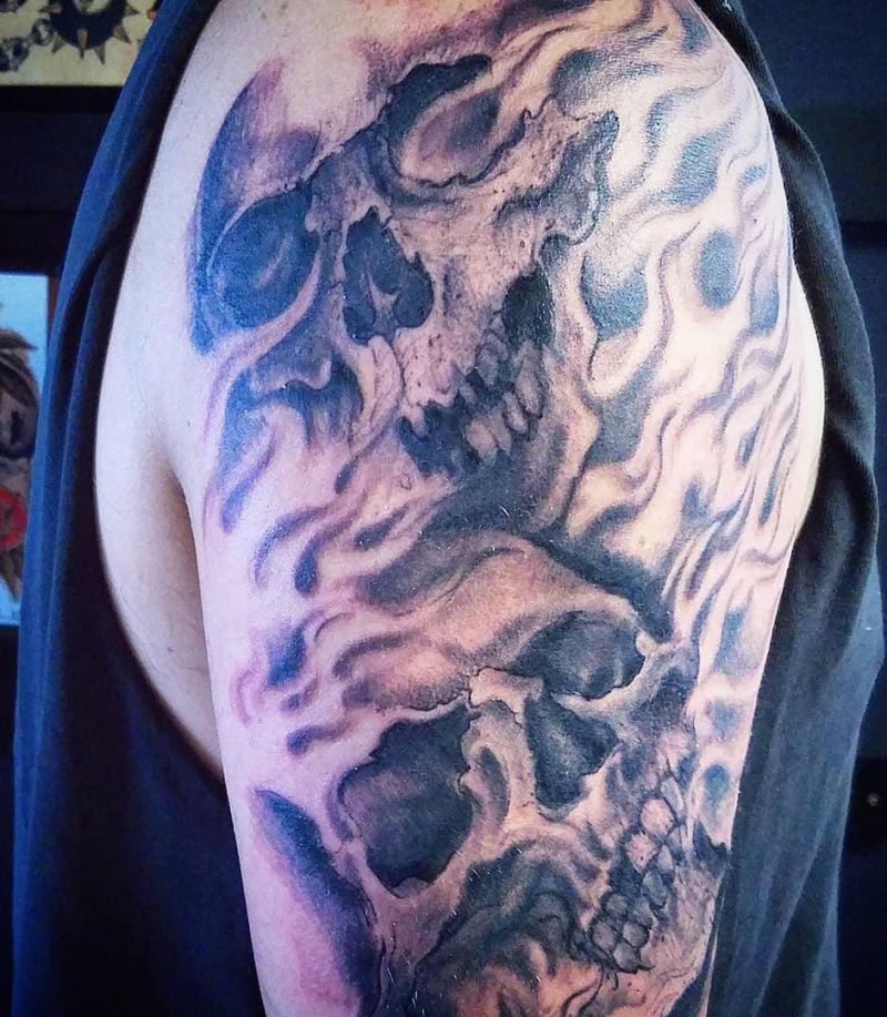 30 Pretty Burning Skull Tattoos to Inspire You