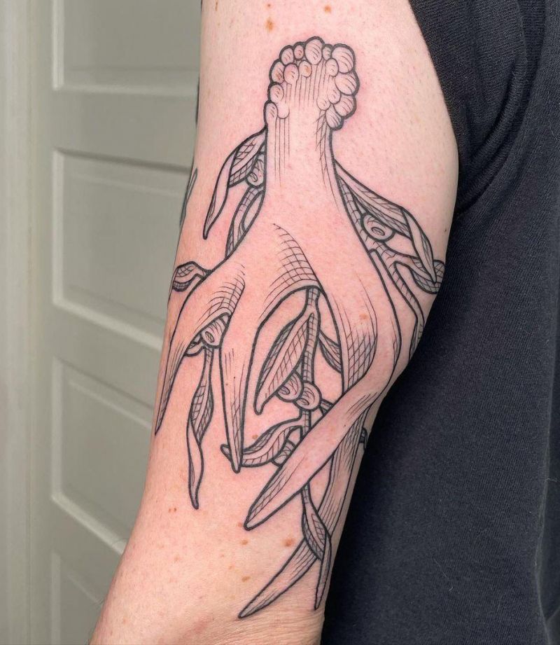 30 Pretty Antler Tattoos to Inspire You