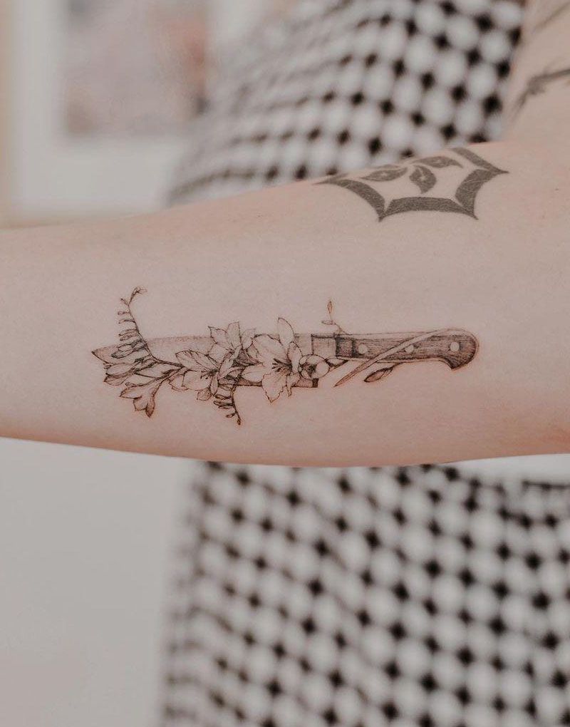 30 Pretty Freesia Tattoos You Must Love