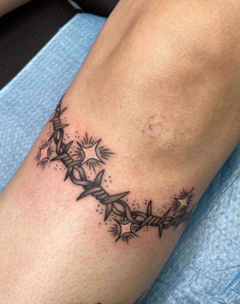 30 Pretty Barbed Wire Tattoos You Must Try