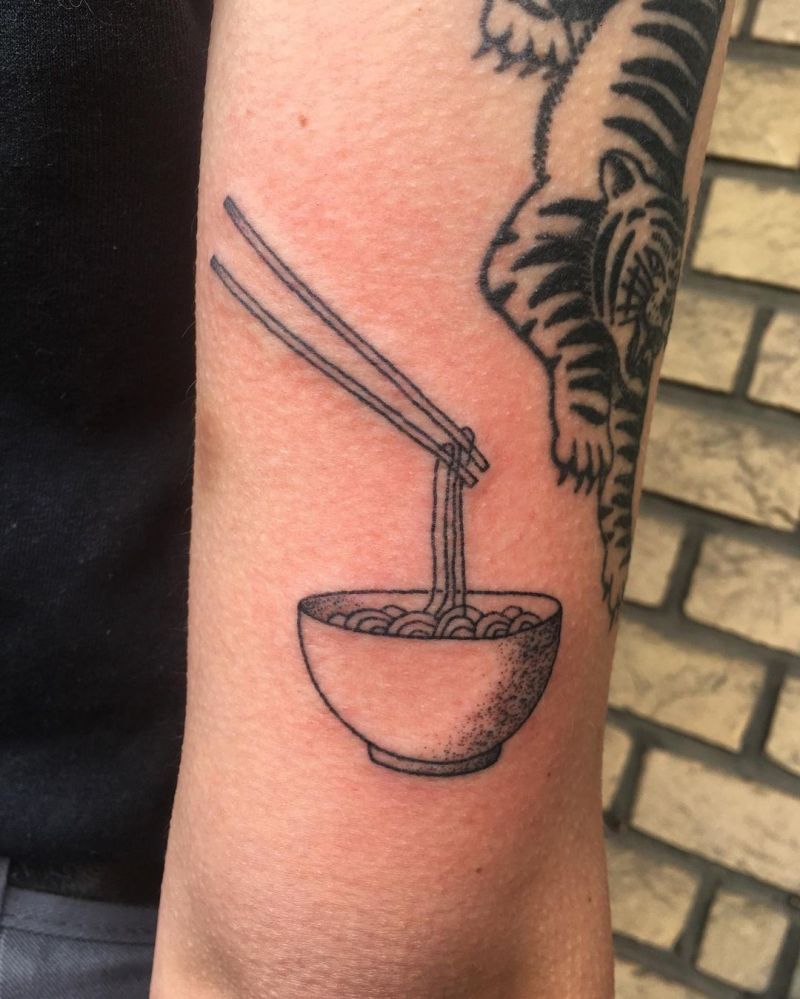 30 Pretty Noodle Tattoos You Will Love