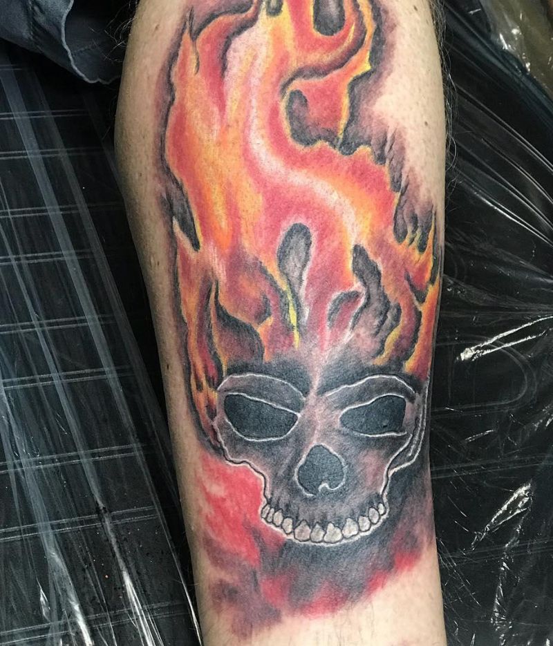 30 Pretty Burning Skull Tattoos to Inspire You