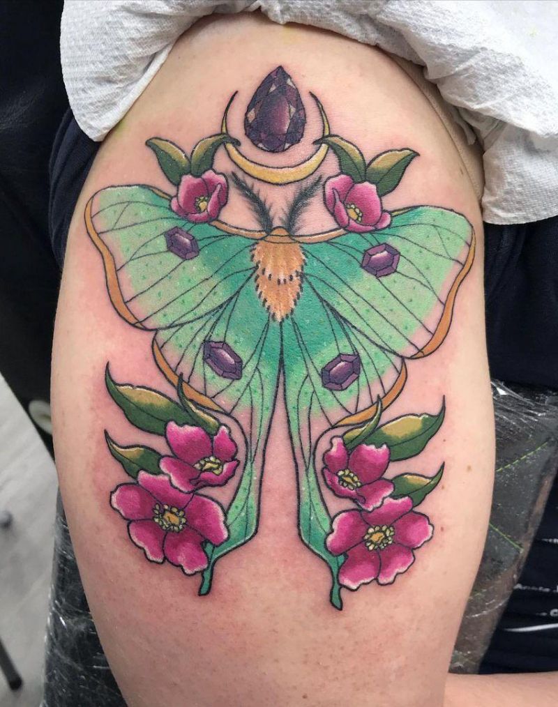 30 Pretty Luna Moth Tattoos to Inspire You