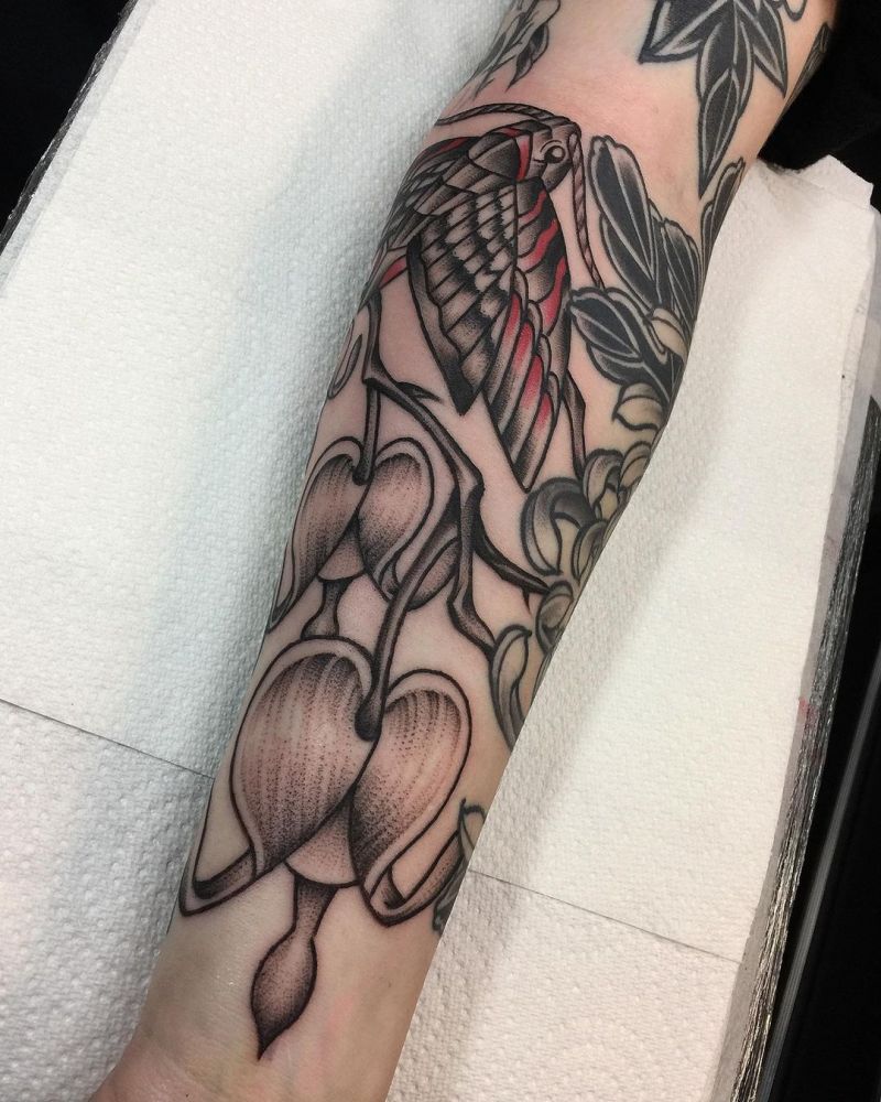 30 Pretty Bleeding Heart Tattoos You Must Try