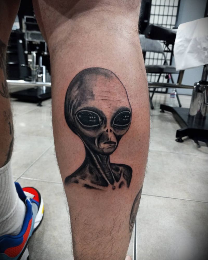 30 Unique Alien Tattoos You Can Copy