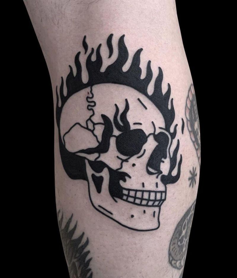 30 Pretty Burning Skull Tattoos to Inspire You