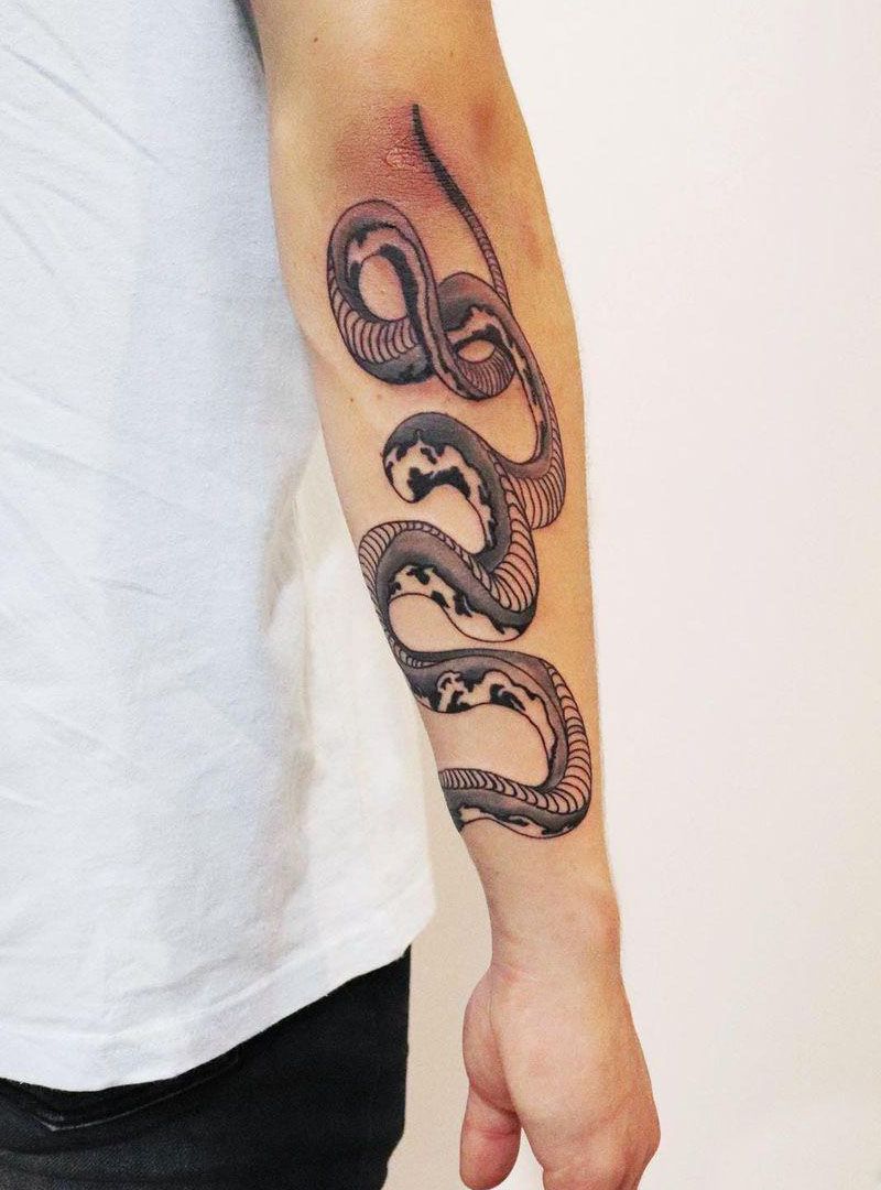 16 Pretty Anaconda Tattoos to Inspire You