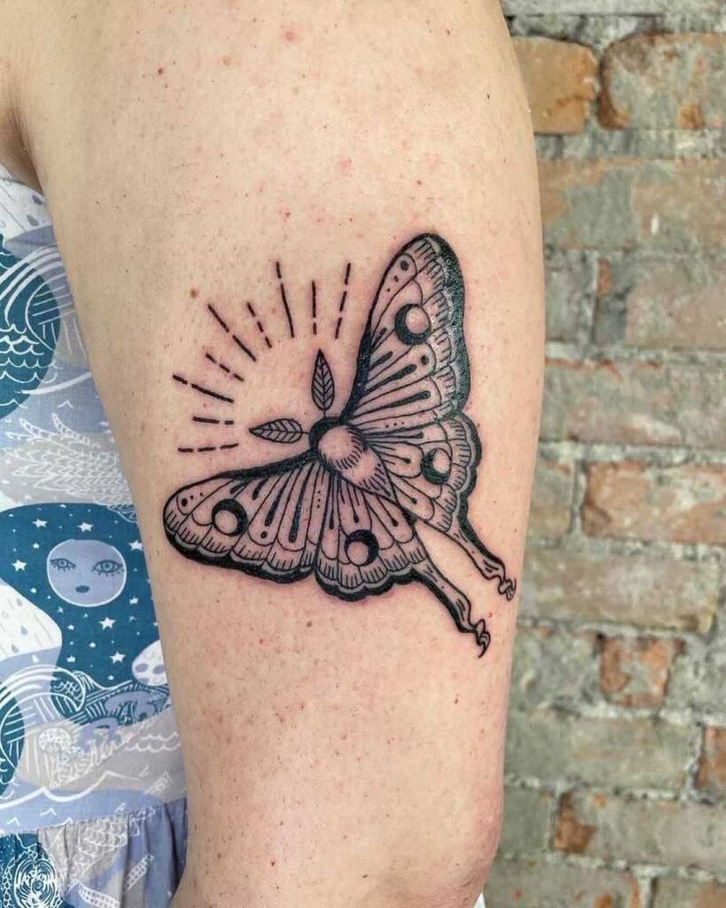 30 Pretty Luna Moth Tattoos to Inspire You