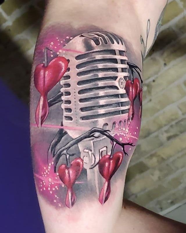 30 Pretty Bleeding Heart Tattoos You Must Try