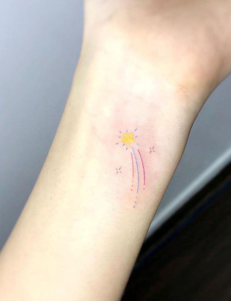 30 Pretty Comet Tattoos You Can Copy