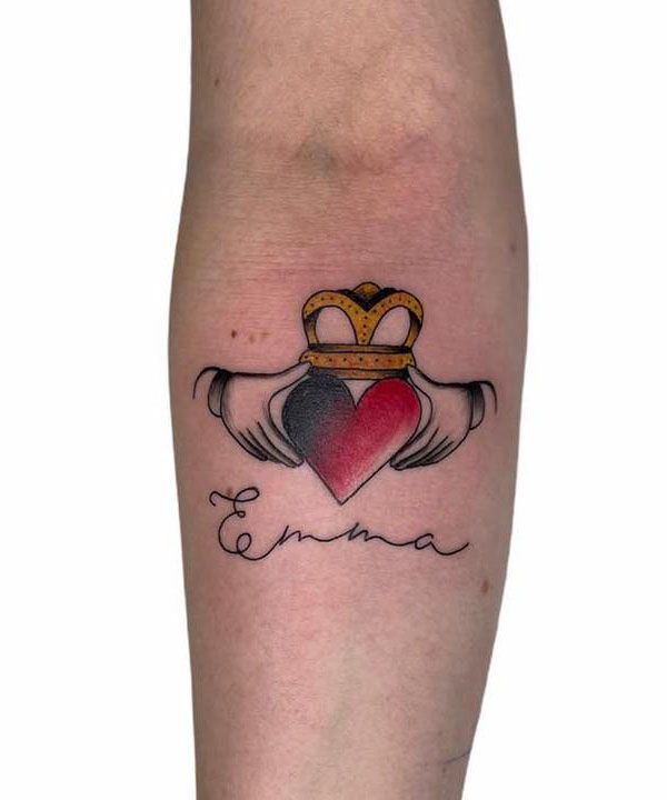 30 Pretty Claddagh Tattoos You Must Love