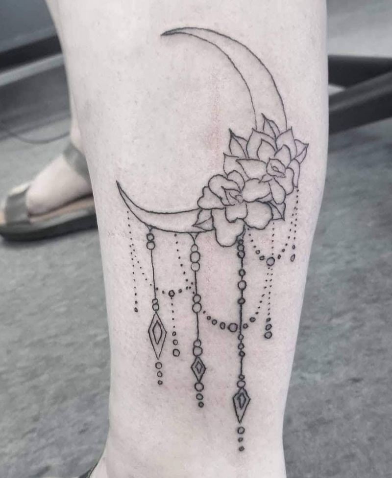 30 Pretty Crescent Moon Tattoos You Can Copy