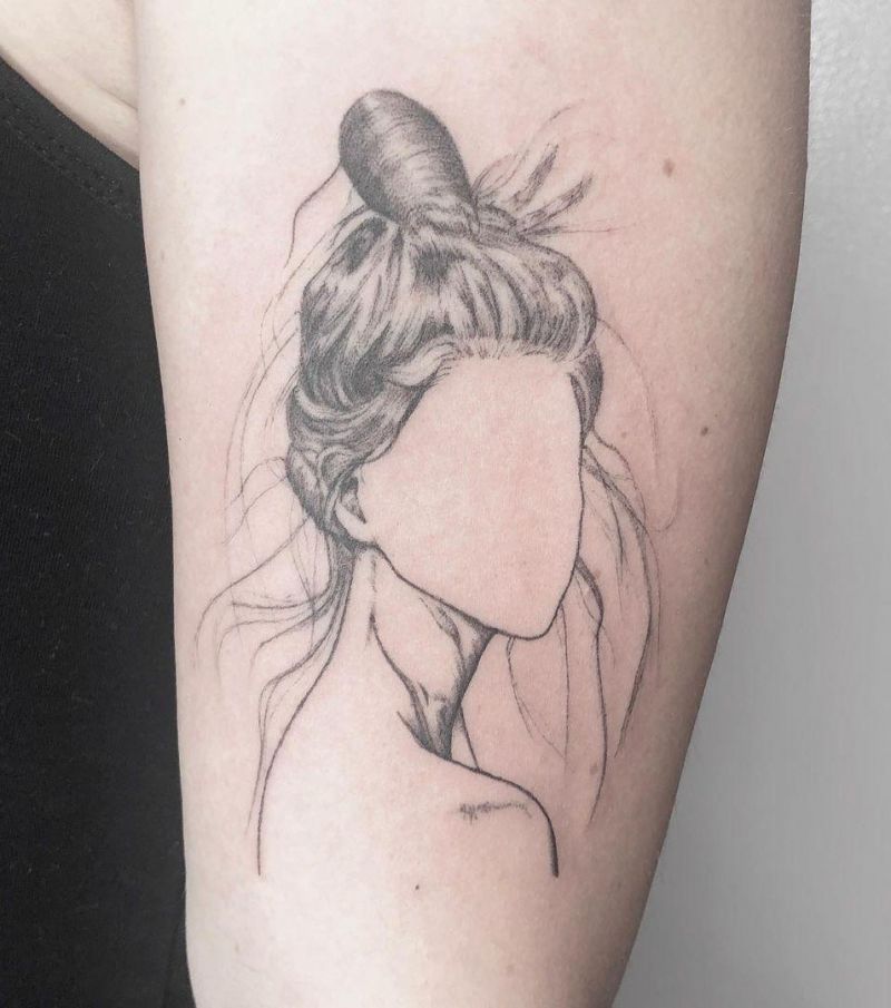 30 Unique Faceless Tattoos for Your Inspiration