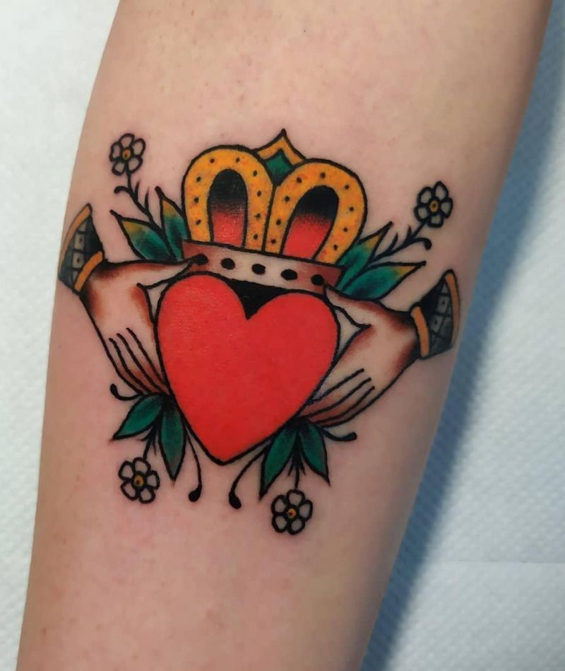 30 Pretty Claddagh Tattoos You Must Love