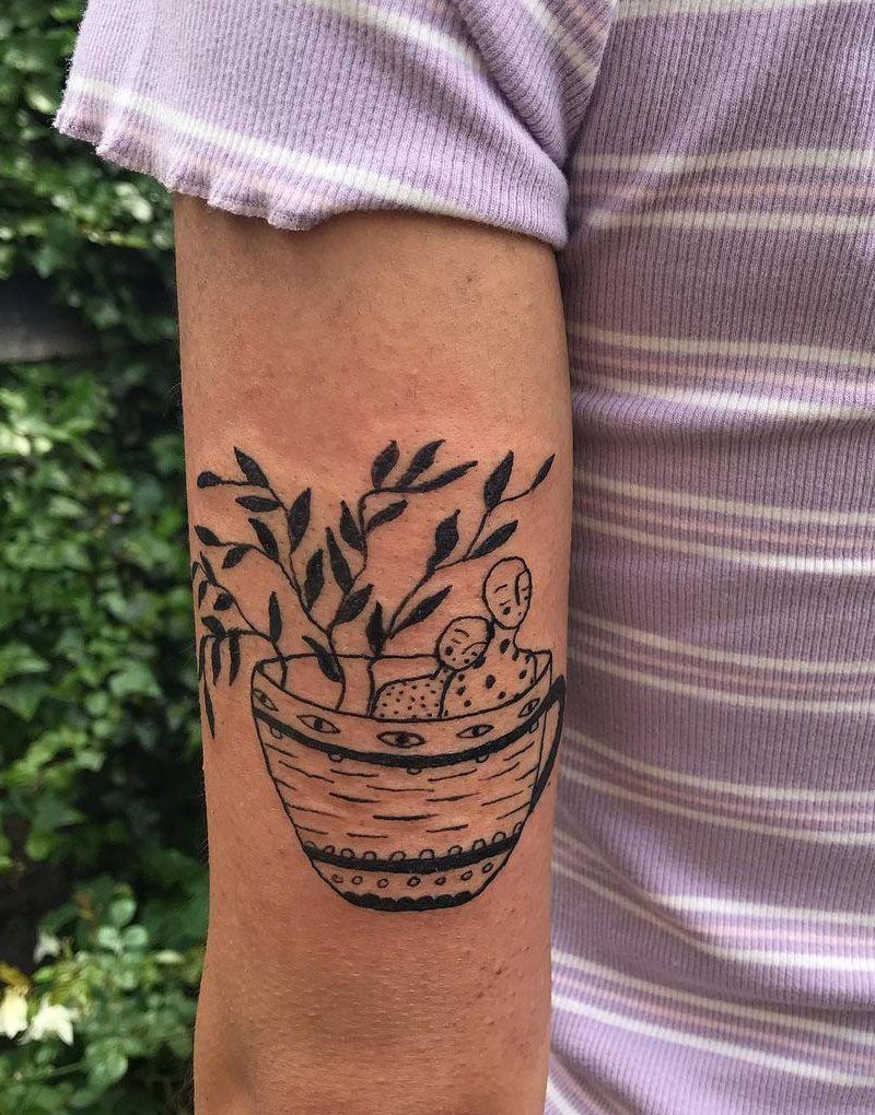 30 Pretty Cup Tattoos You Can’t Miss