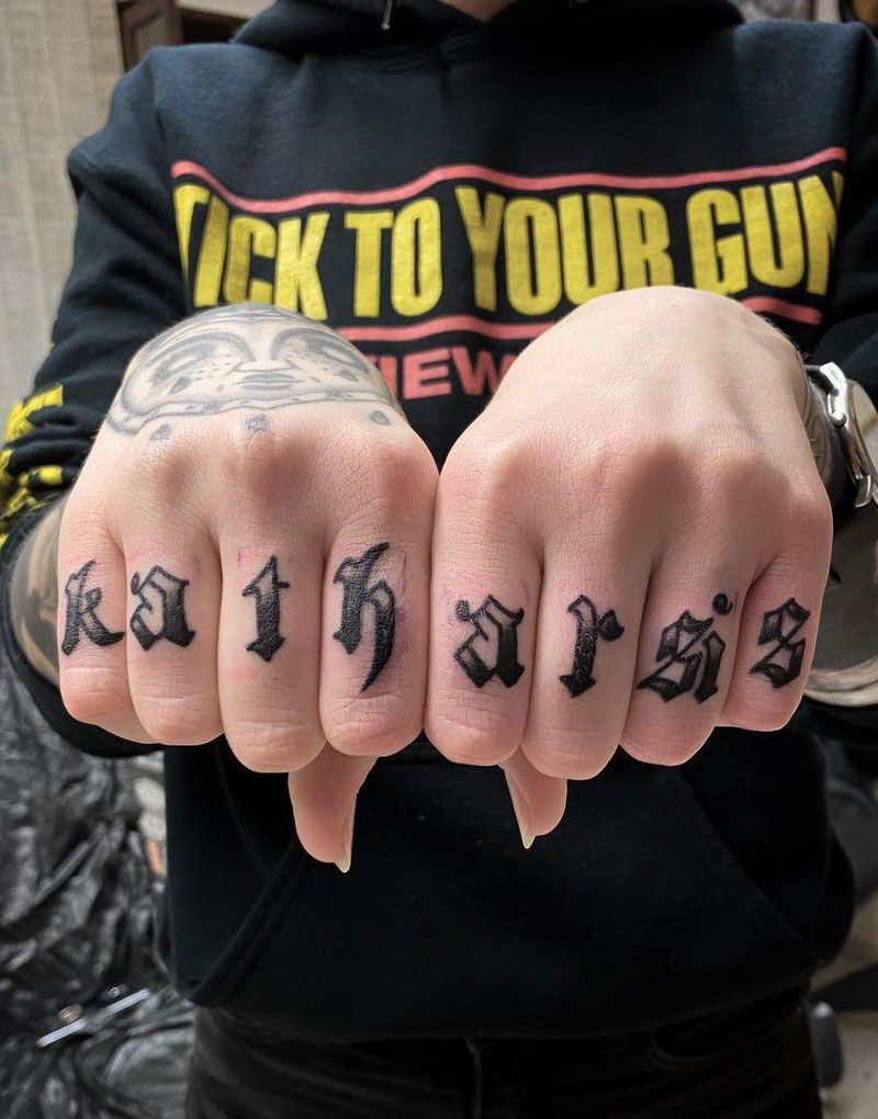 30 Perfect Knuckle Tattoos for Your Inspiration