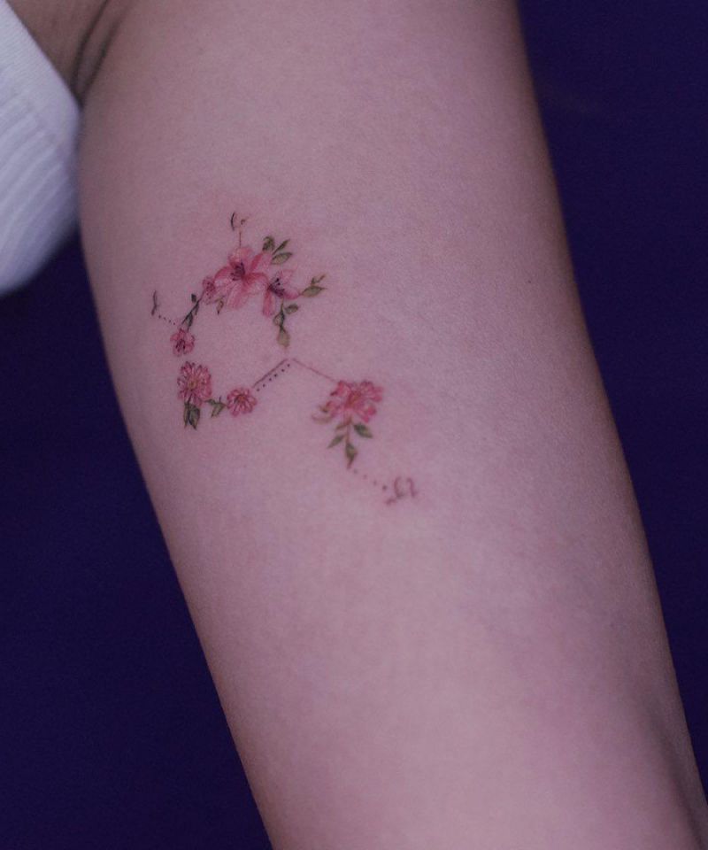 30 Pretty Molecule Tattoos You Must Love