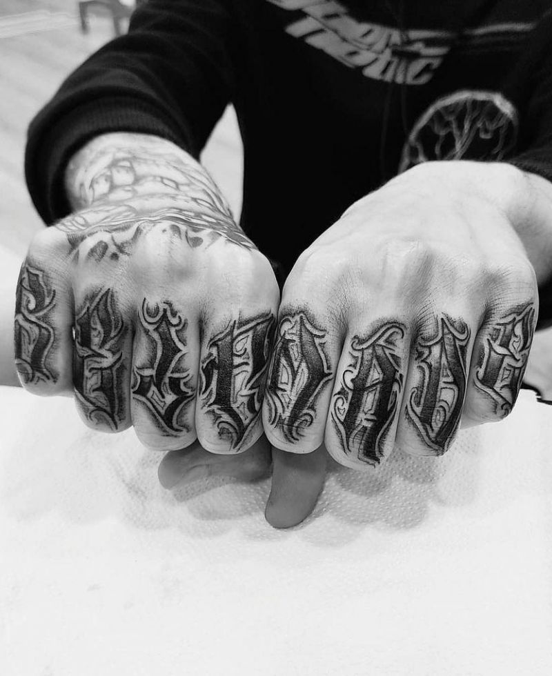 30 Perfect Knuckle Tattoos for Your Inspiration