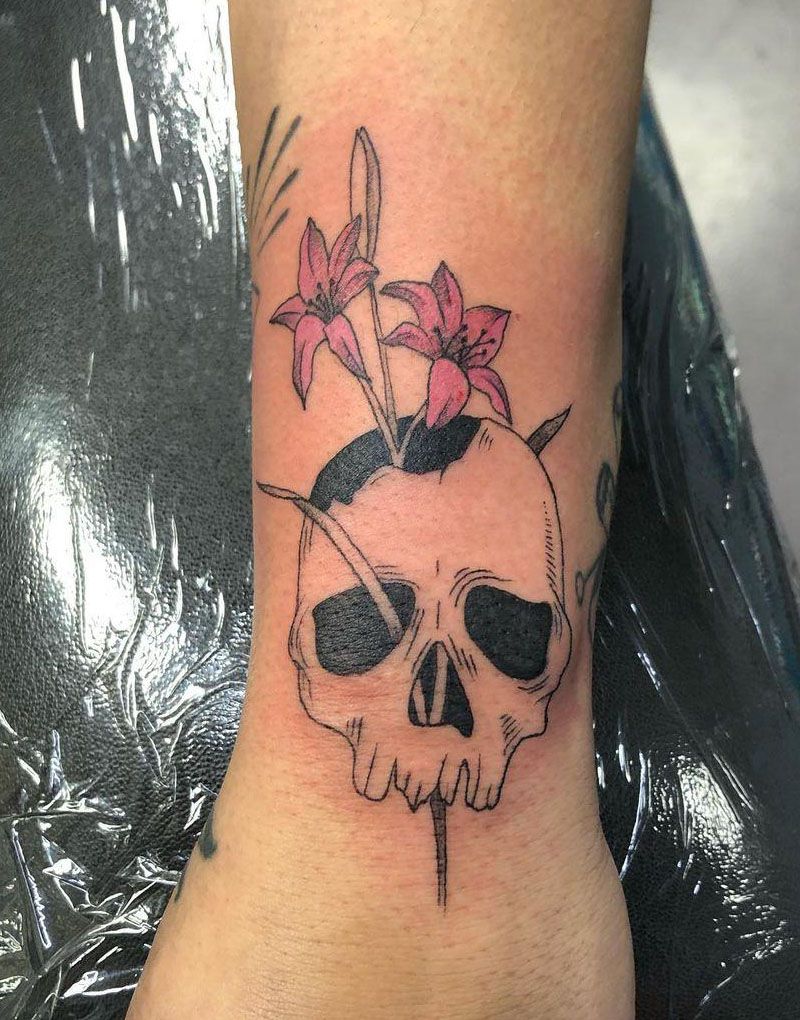 30 Unique Flower Skull Tattoos You Can Copy