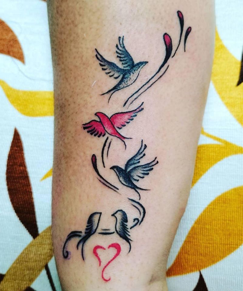 30 Pretty Flying Birds Tattoos to Inspire You