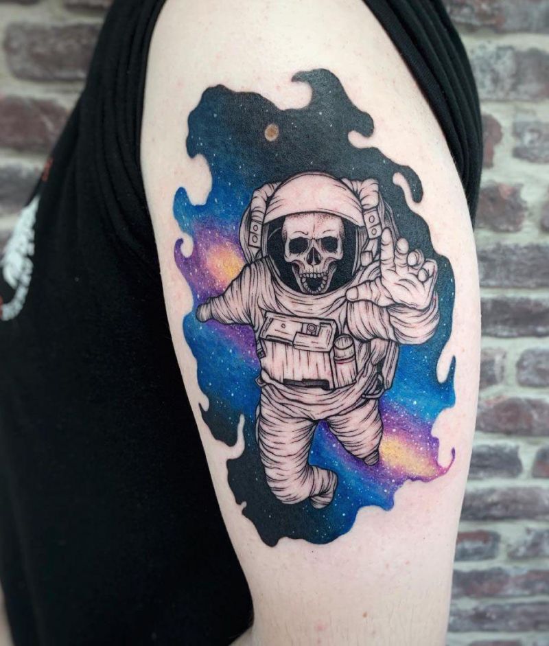 30 Pretty Astronaut Tattoos You Must Try