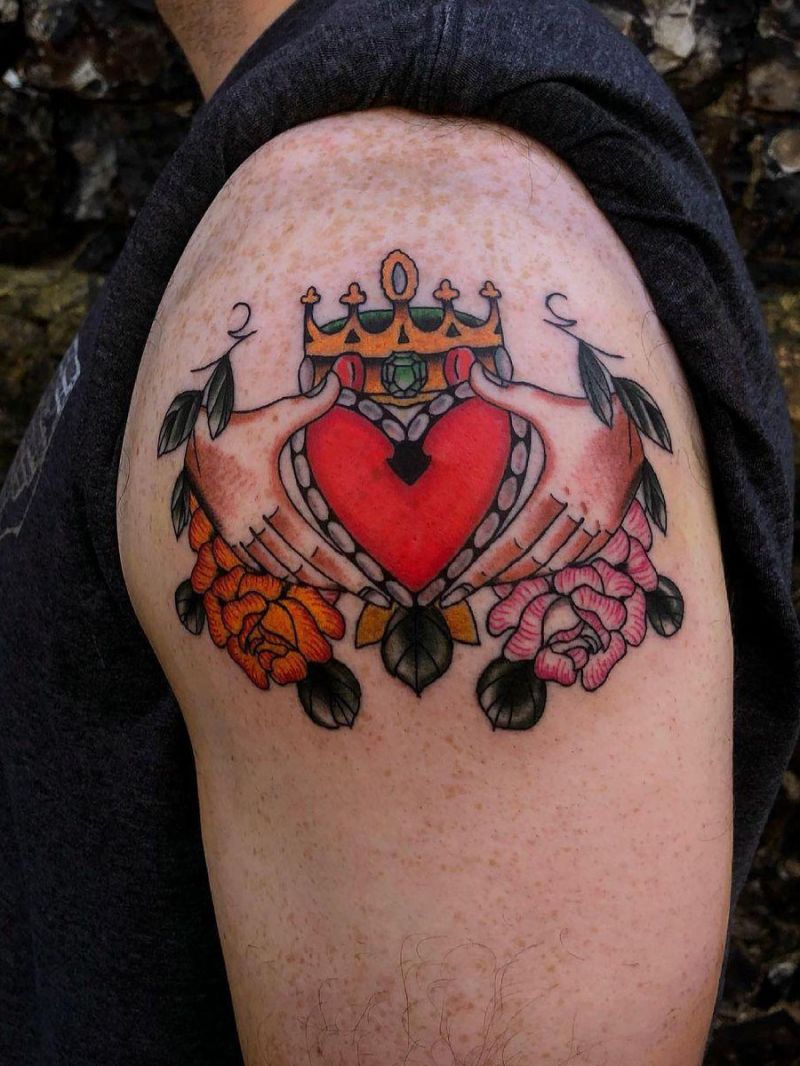 30 Pretty Claddagh Tattoos You Must Love