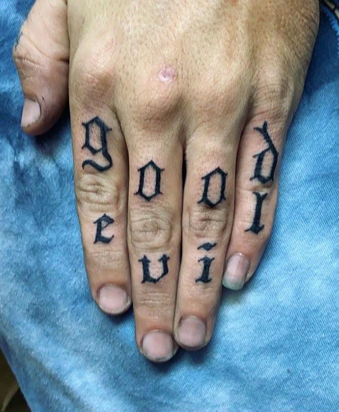 30 Perfect Knuckle Tattoos for Your Inspiration