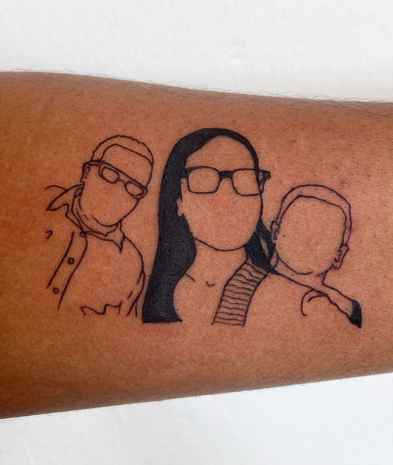 30 Unique Faceless Tattoos for Your Inspiration