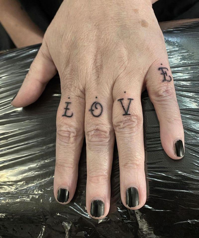 30 Perfect Knuckle Tattoos for Your Inspiration