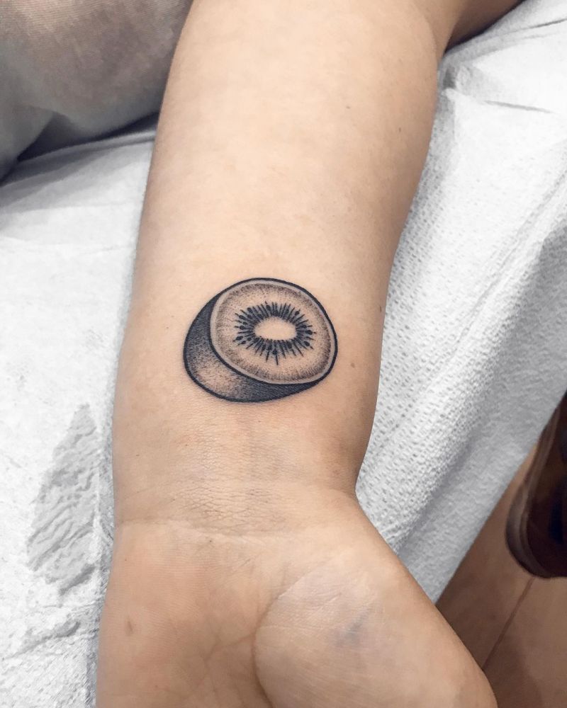 30 Pretty Kiwifruit Tattoos You Will Love