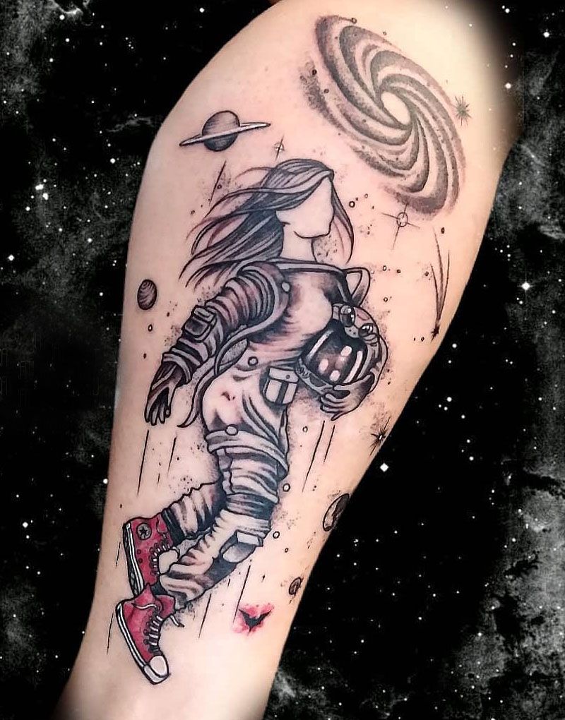 30 Pretty Astronaut Tattoos You Must Try