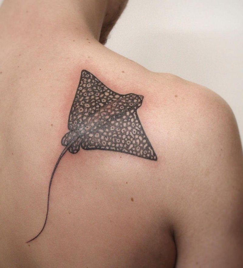 30 Pretty Eagle Ray Tattoos for Your Inspiration