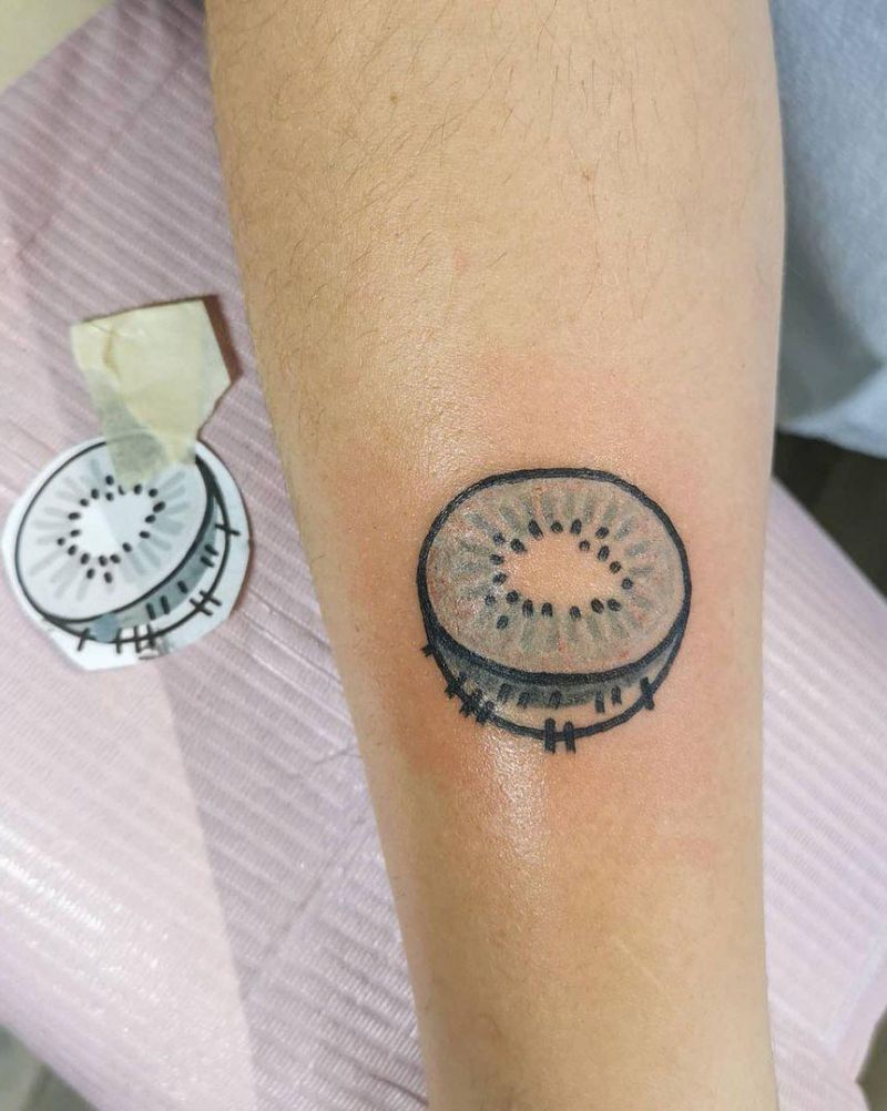 30 Pretty Kiwifruit Tattoos You Will Love