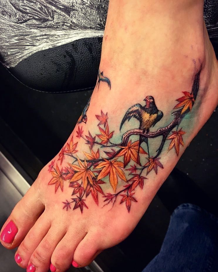 30 Gorgeous Maple Tree Tattoos to Inspire You