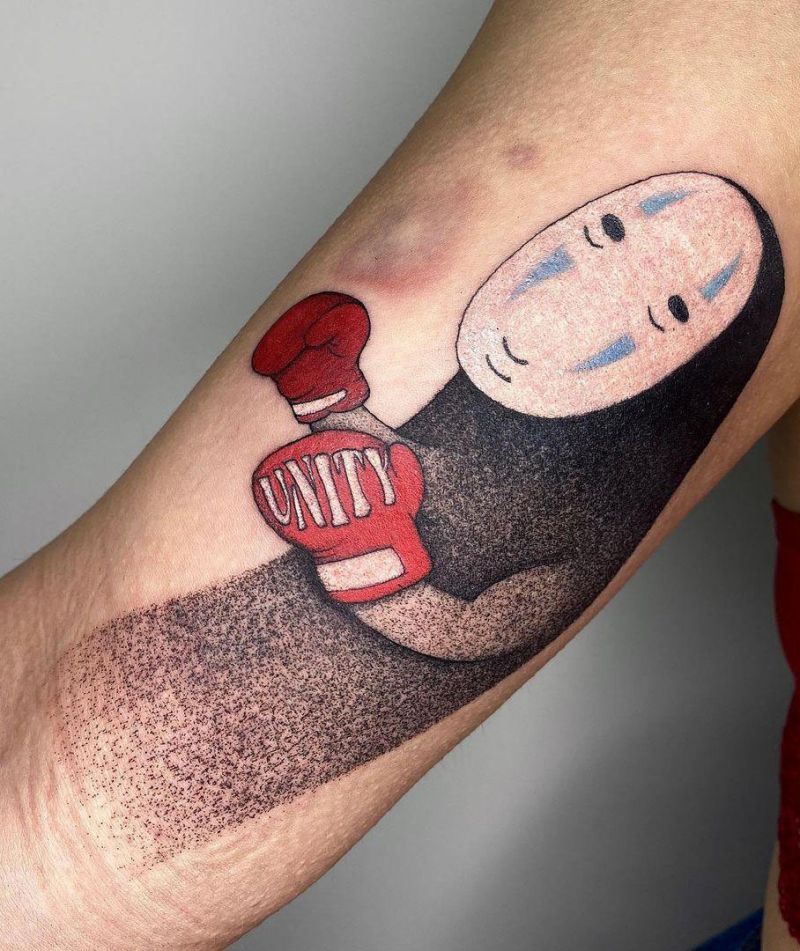 30 Unique Faceless Tattoos for Your Inspiration