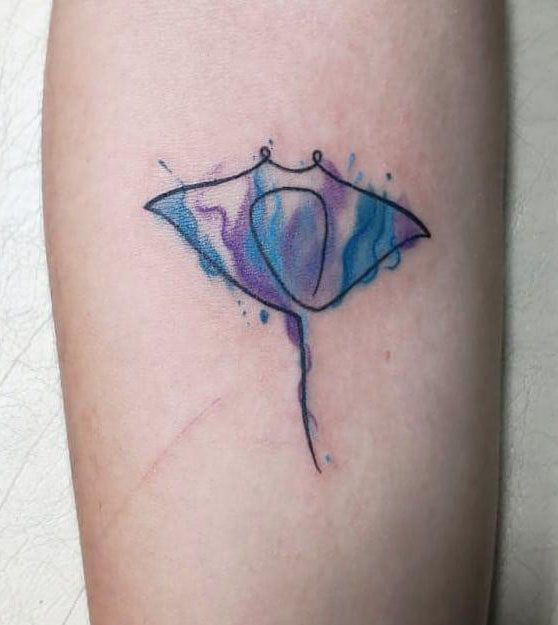 30 Pretty Eagle Ray Tattoos for Your Inspiration