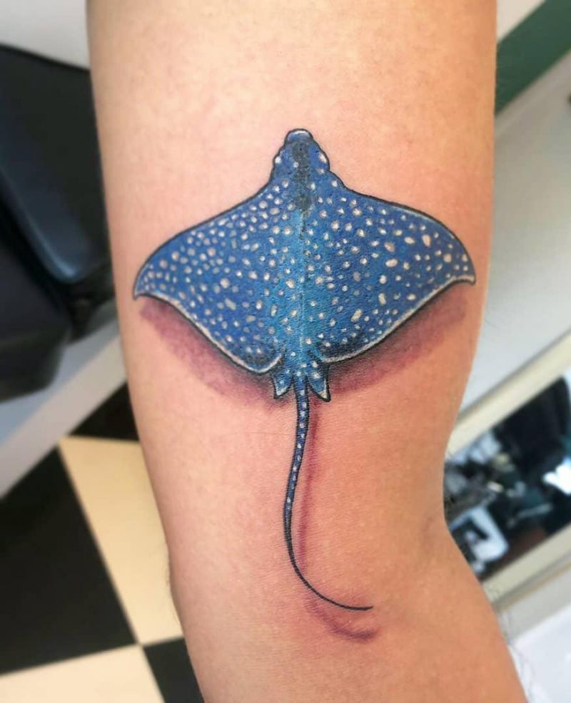 30 Pretty Eagle Ray Tattoos for Your Inspiration