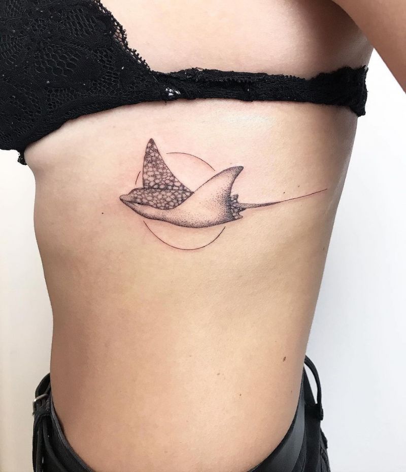 30 Pretty Eagle Ray Tattoos for Your Inspiration