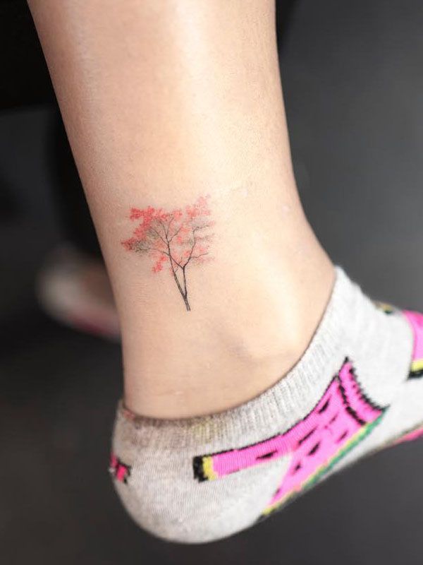 30 Gorgeous Maple Tree Tattoos to Inspire You