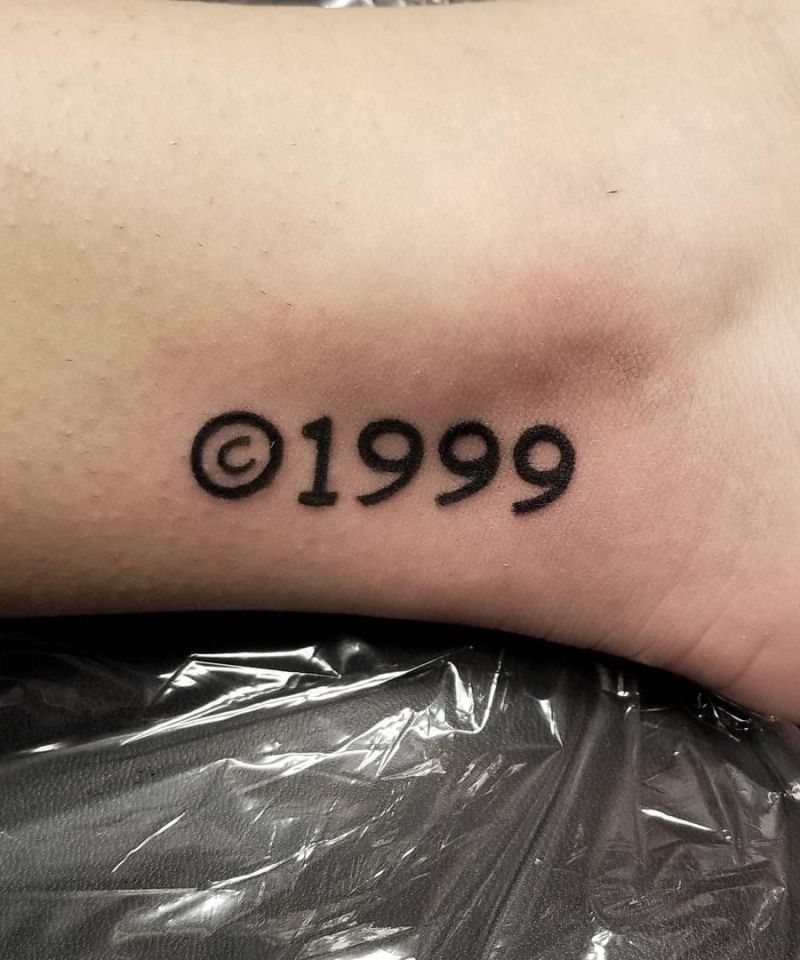 22 Pretty Copyright Tattoos You Will Love