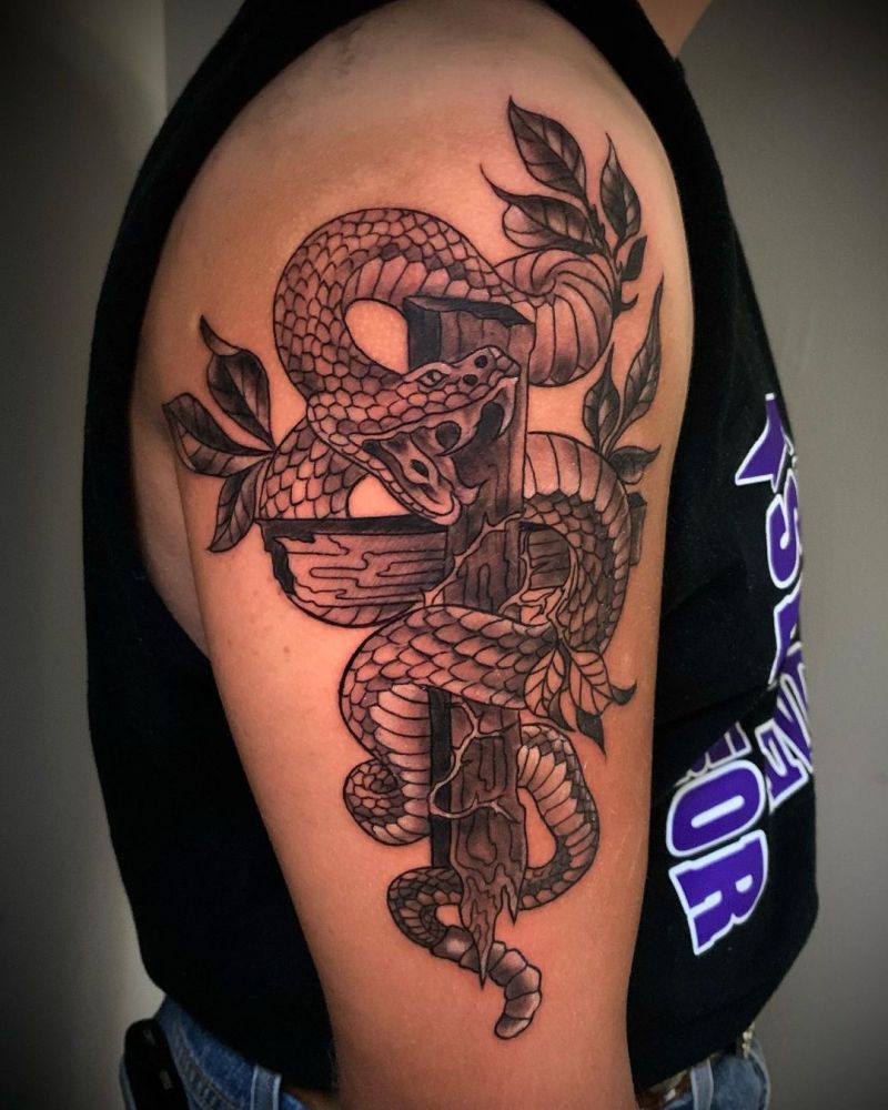 30 Pretty Rattlesnake Tattoos You Can Copy