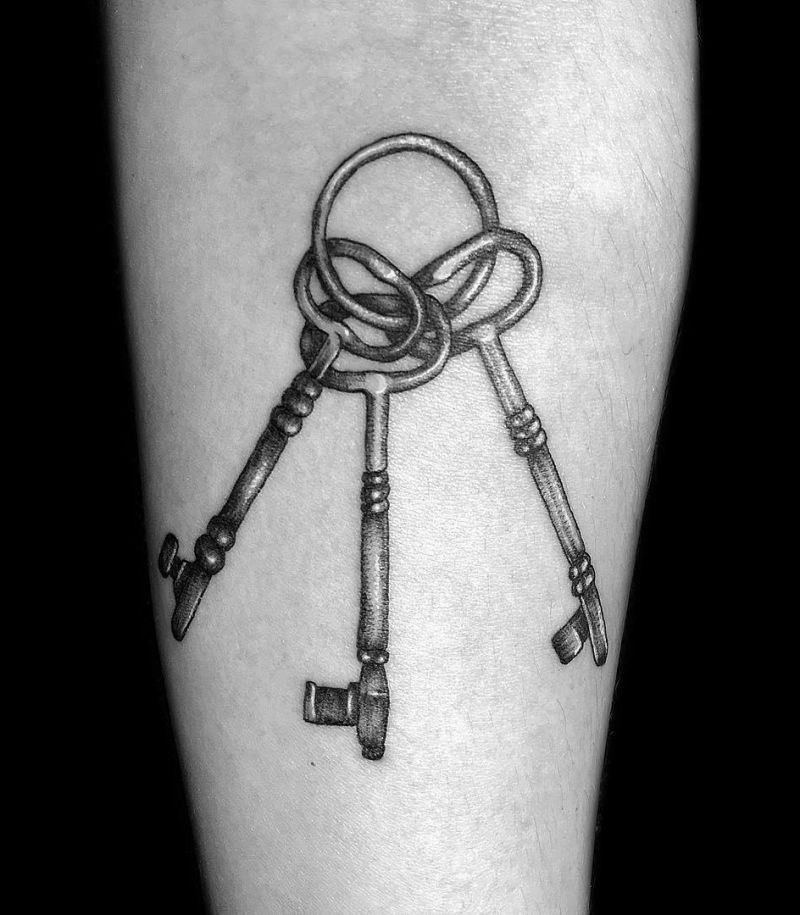 30 Pretty Skeleton Key Tattoos You Can Copy