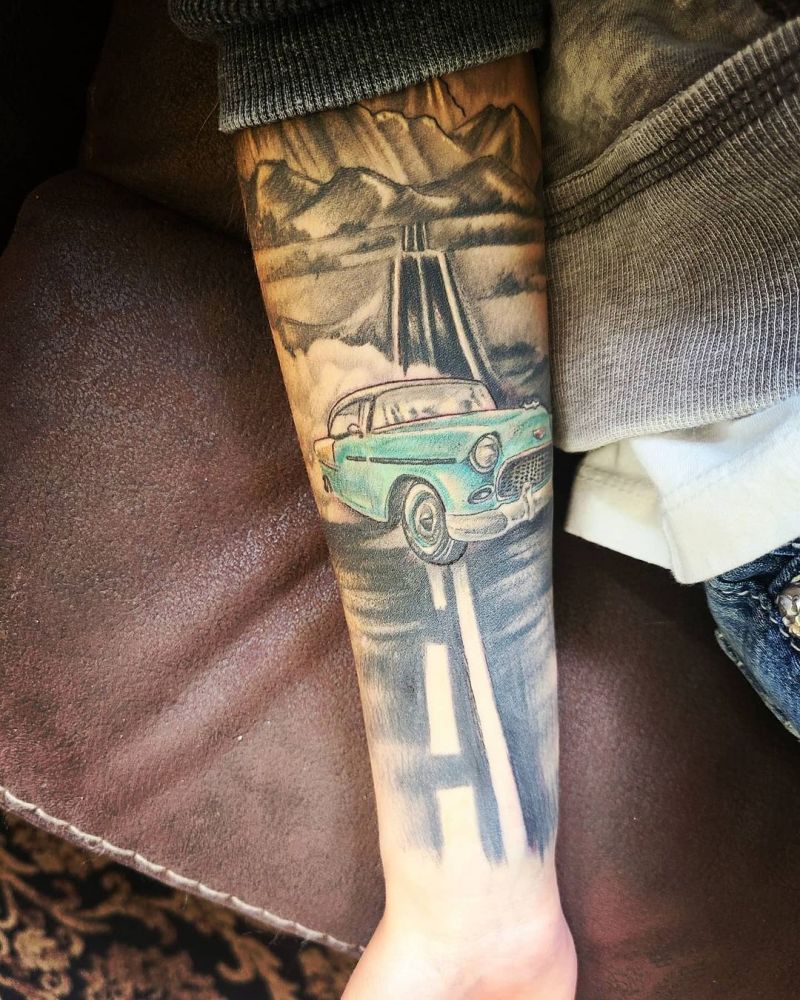 30 Pretty Road Trip Tattoos to Inspire You