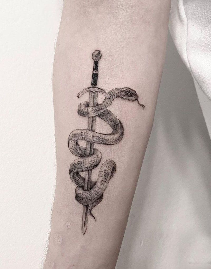 30 Pretty Rattlesnake Tattoos You Can Copy