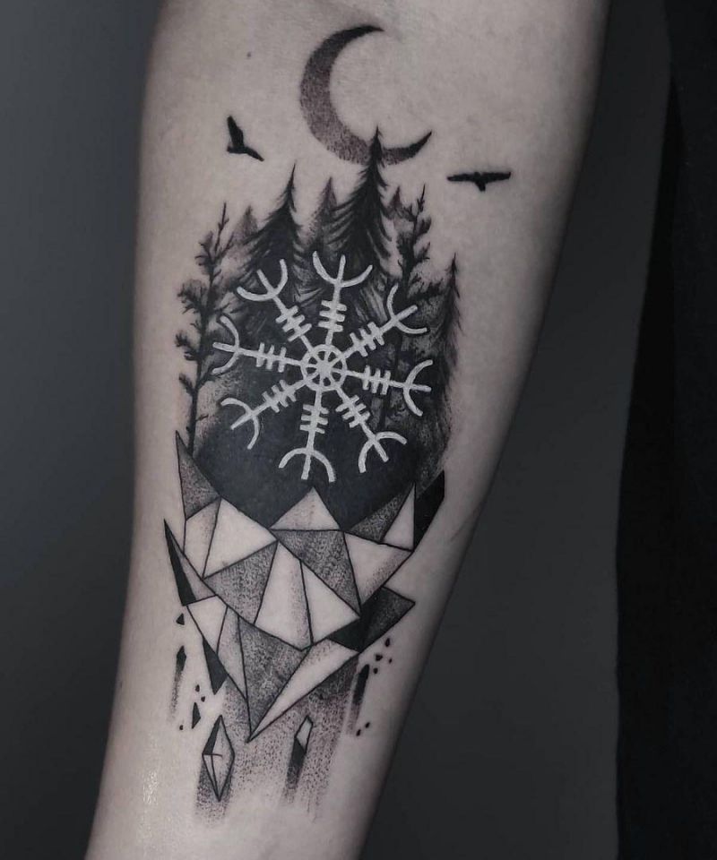 30 Pretty Forest Tattoos for Your Inspiration