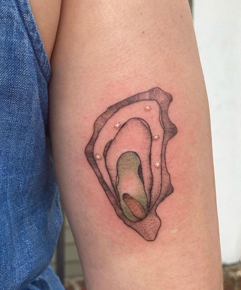 30 Pretty Oyster Tattoos You Can Copy