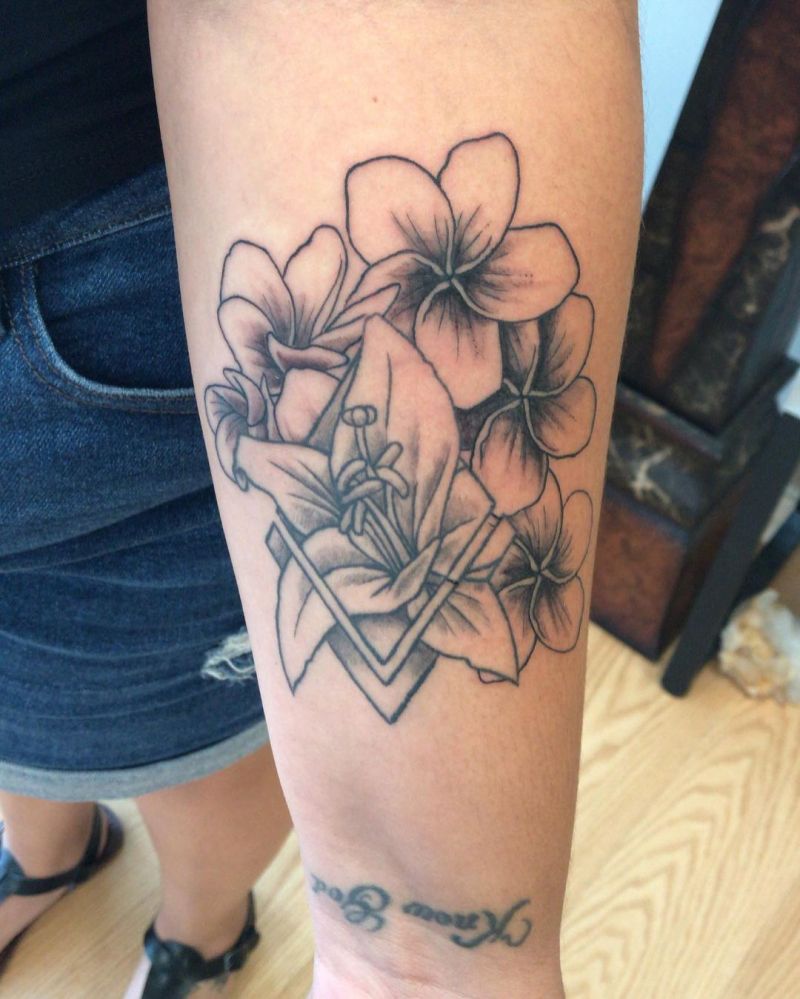 30 Amazing Plumeria Tattoos You Will Love