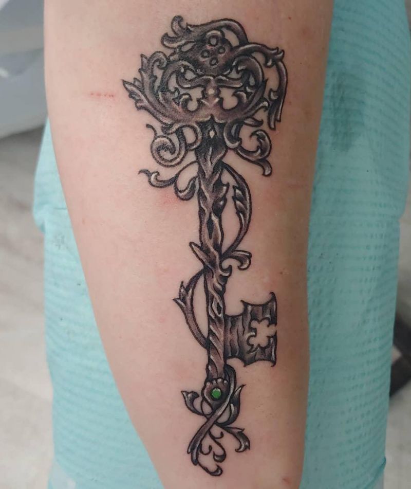 30 Pretty Skeleton Key Tattoos You Can Copy