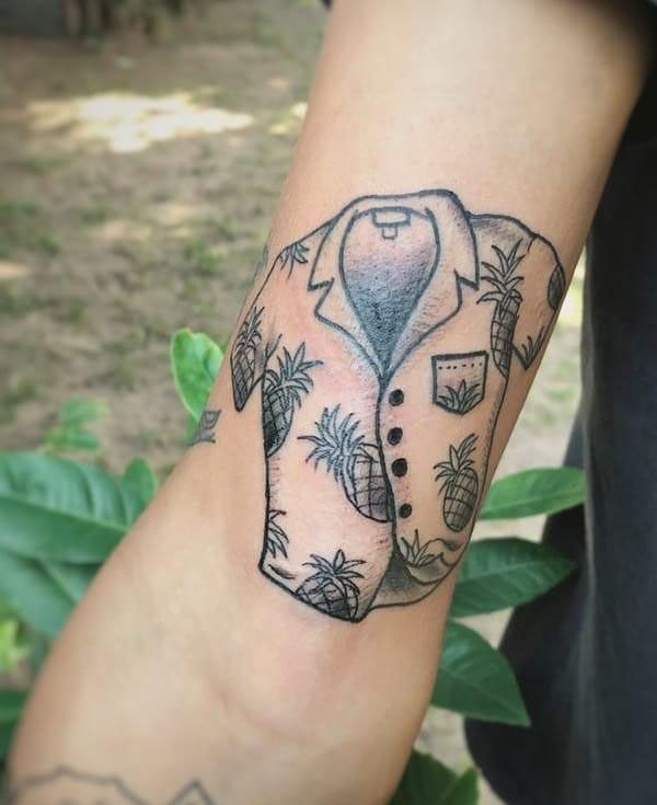 30 Pretty Shirt Tattoos You Must Love