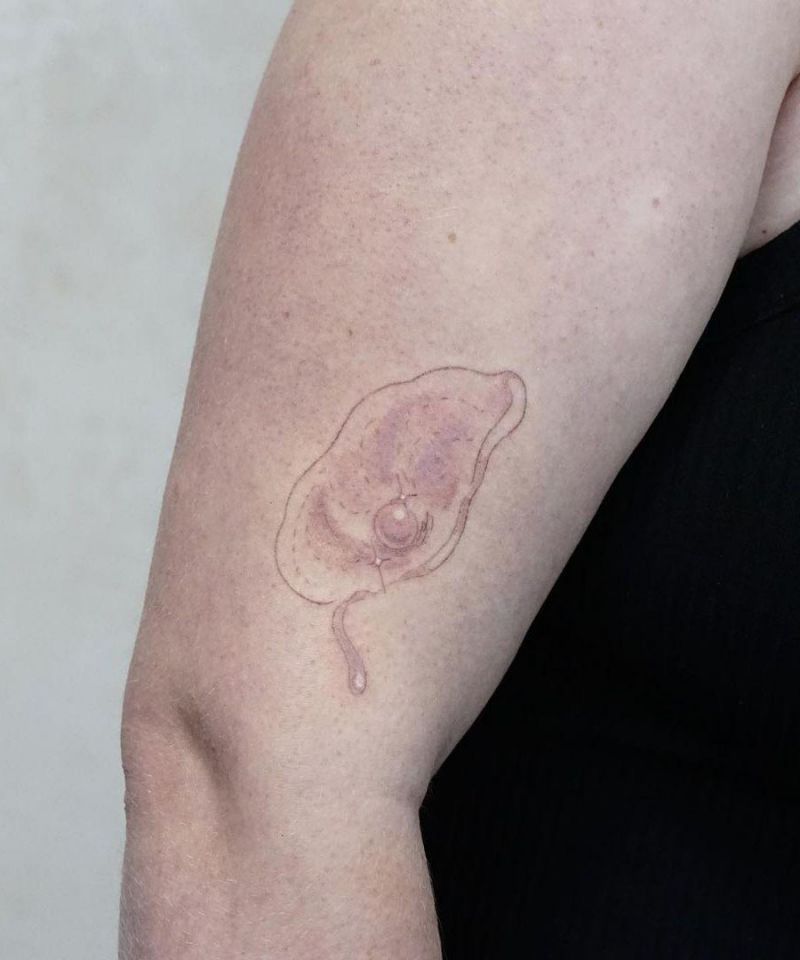 30 Pretty Oyster Tattoos You Can Copy